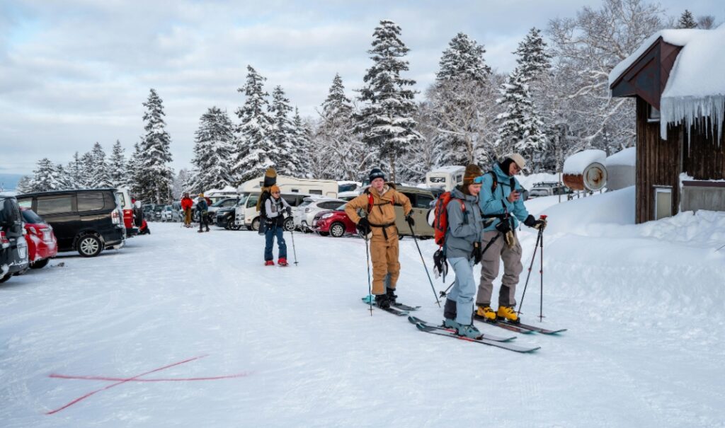 best time to ski in thredbo