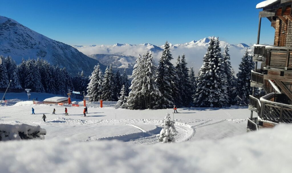 when is the best time to travel snowy mountains