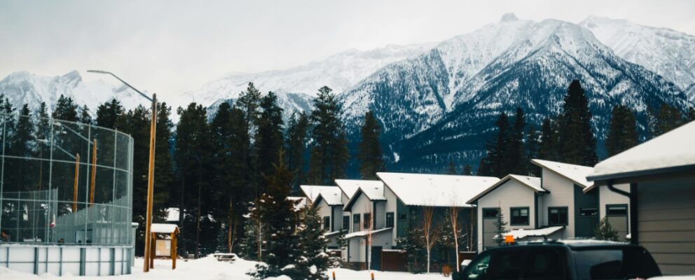 property for sale in snowy mountains